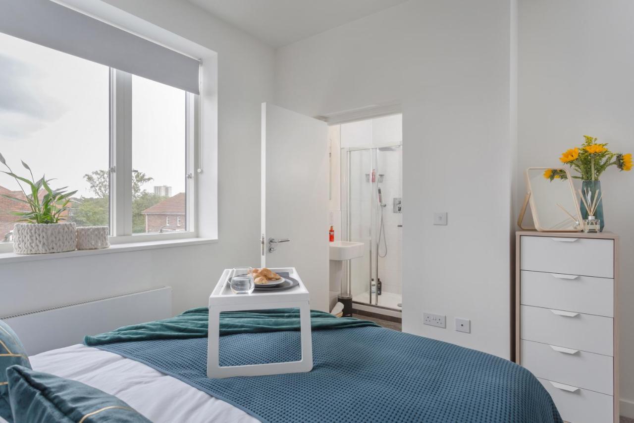 Luxury Serviced Apartments Stevenage, Hertfordshire Экстерьер фото