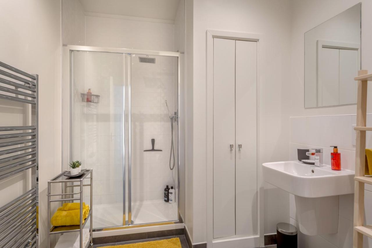 Luxury Serviced Apartments Stevenage, Hertfordshire Экстерьер фото