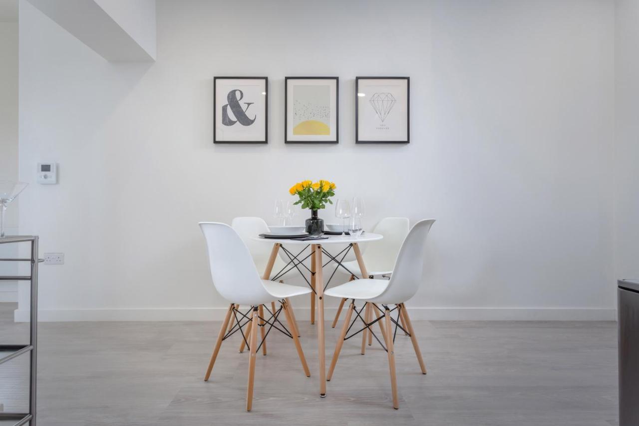 Luxury Serviced Apartments Stevenage, Hertfordshire Экстерьер фото