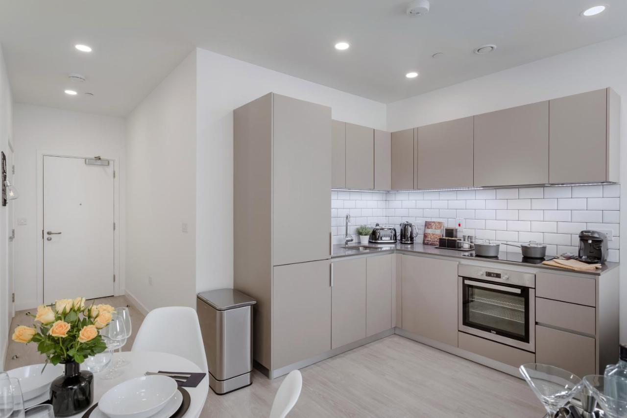 Luxury Serviced Apartments Stevenage, Hertfordshire Экстерьер фото