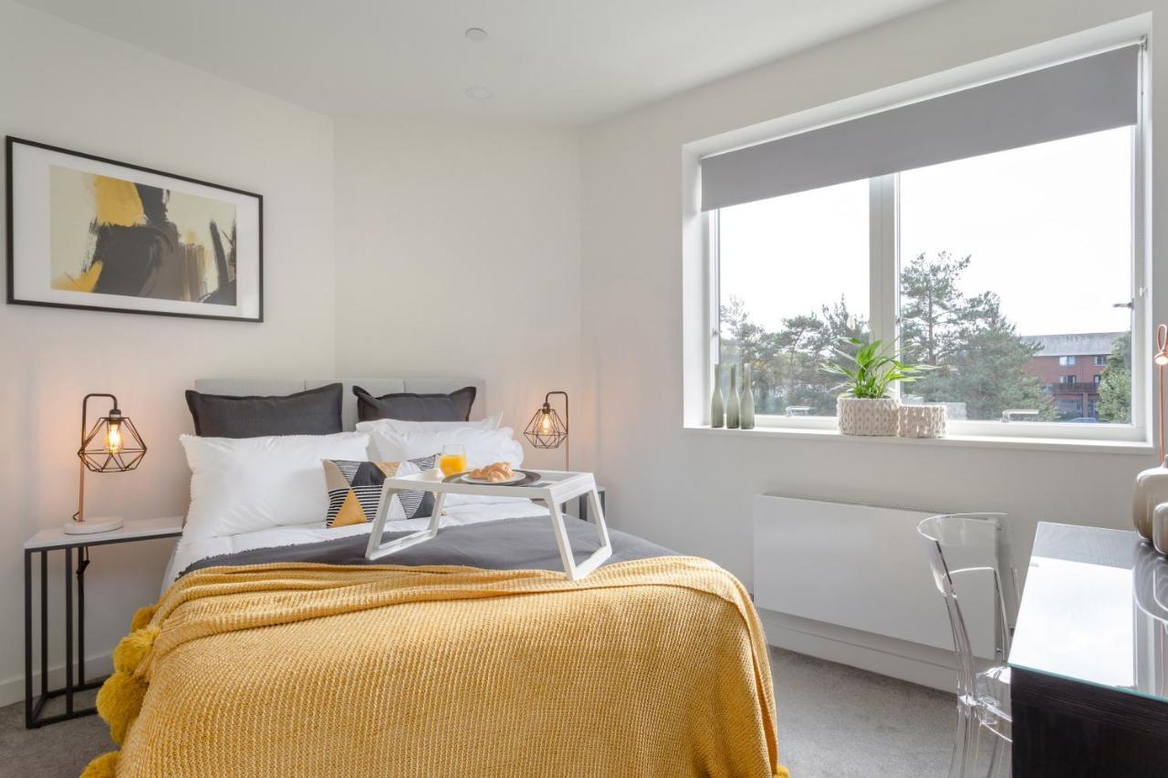 Luxury Serviced Apartments Stevenage, Hertfordshire Экстерьер фото